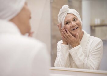 គន្លឹះថែទាំសម្រស់សម្រាប់ស្ត្រីវ័យអស់វដ្ដរដូវ