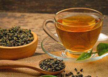 ដឹងទេថា ផល​ប្រយោជន៍តែបៃតង មានចំពោះ​សុខភាពបែបណាខ្លះ?