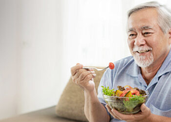 ប្រភេទអាហារ…ដែលអ្នកមានវ័យចំណាស់ គួរចៀសវាងបរិភោគ