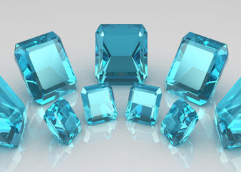 Aquamarine ត្បូងថ្មធម្មជាតិ ល្អបំផុតសម្រាប់អ្នកដែលមានកំណើតក្នុងខែមីនា