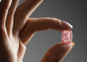 “A Diamond is Forever” ត្បូងពេជ្រ ទាំង ១៤ ប្រភេទ មានតម្លៃថ្លៃបំផុតនៅលើពិភពលោក
