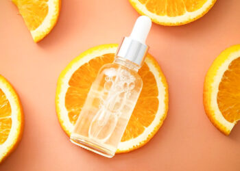 អត្ថប្រយោជន៍នៃវីតាមីន C ចំពោះសុខភាពស្បែករបស់អ្នក “ស្បែកមុខ និងស្បែកខ្លួន”