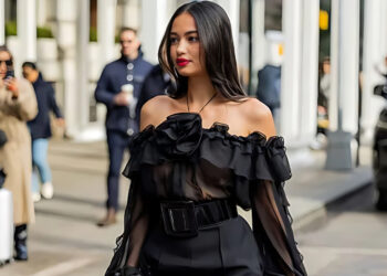 ស្ទីលអាវសំយ៉េសស្មា “Off-The-Shoulder” ជាហ្វេសិនដ៏ទាន់សម័យនៅគ្រប់រដូវកាល សាកសមបំផុតសម្រាប់នារីគ្រប់រូប