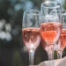 ស្រាសាំប៉ាញរ៉ូស (Champagne Rosé) សម្រាប់អាហារនាពេលរាត្រីដ៏រ៉ូមែនទិច