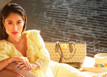 Srei Vacharaphol រាជនីសារព័ត៌មាន មានទ្រព្យស្តុកស្តម្ភ និងជាកូនថៅកែកាសែតដ៏ធំមួយនៅថៃ