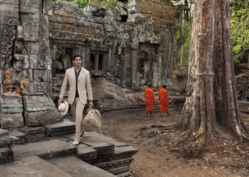 Stefano Ricci ប្រ៊េនប្រណិតរបស់អ៊ីតាលី ថតរូបផ្សព្វផ្សាយម៉ូតសម្លៀកបំពាក់ នៅប្រាសាទបុរាណ របស់កម្ពុជា