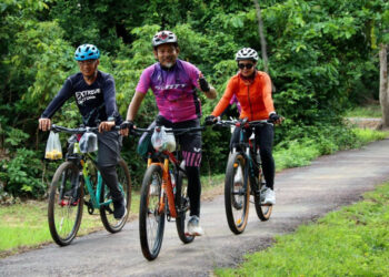 ផ្លូវកង់ជាជម្រើសទស្សនាទេសភាពដ៏ស្រស់ស្អាតក្នុងរមណីយដ្ឋានអង្គរ