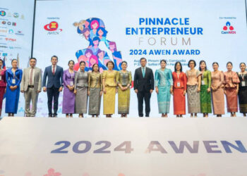 ស្ដ្រីអាស៊ាន បានដើរតួរនាទីសំខាន់ជាមូលដ្ឋាន គ្រឹះនៃសហគម និងសេដ្ឋកិច្ច ដែលបានចូលរួមចំណែកដល់ការបង្កើតការងារ នូវការកាត់បន្ថយភាពក្រីក្រ