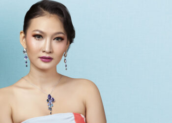 Size matters when it comes to the windows of your soul