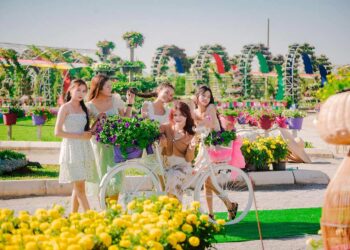 សមាគមក្លិបទេសចរណ៍សៀមរាប បង្កើតកម្មវិធីទូរស័ព្ទដៃទំនើបមួយឈ្មោះថា “សៀមរាបវ៉ុនឌ័រ Siem Reap Wonder” ក្នុងការអភិវឌ្ឍទេសចរណ៍ឆ្លាតវៃ