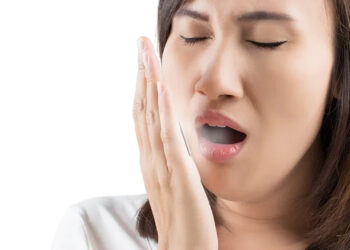 កត្តាអ្វីដែលបណ្តាលឱ្យមានក្លិនដង្ហើមមិនល្អ? ទាំងនេះគឺជាវិធីបង្ការការពារដ៏មានប្រសិទ្ធិភាព