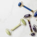 តើ Gemstone Facial Roller ជាអ្វី?