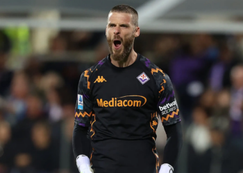 DAVID DE GEA សង្គ្រោះបាល់ប៉េណាល់២គ្រាប់ក្នុងការប្រកួតយប់មិញជួយឲ្យ Fiorentina រកបាន៣ពិន្ទុ