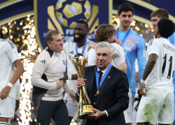 Ancelotti នៅលើប្រព័ន្ធផ្សព្វផ្សាយសង្គម៖ “រីករាយណាស់ដែលបានឈ្នះពានរង្វាន់ថ្មីសម្រាប់អ្នកគាំទ្រ Real Madrid”