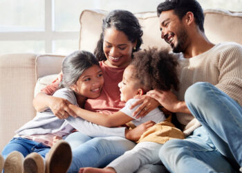 ការបង្កើតទម្លាប់ល្អក្នុងគ្រួសារ ដោយមានការចូលរួមពីឪពុកម្តាយផ្ទាល់ និងកូនៗគ្រប់រូប