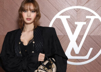 LV QUEEN Lisa of Blackpink at Paris Fashion Week
