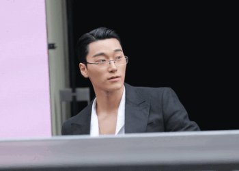 Choi San’s Striking Presence at Milan Fashion Week