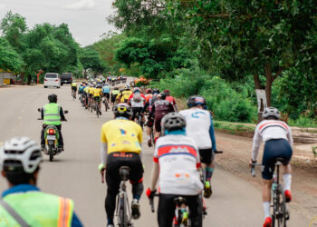 ក្រសួងទេសចរណ៍ រៀបចំព្រឹត្តិការណ៍ជិះកង់ផ្សារភ្ជាប់នឹងសកម្មភាពមនុស្សធម៌ ក្រោមប្រធានបទ “រួមគ្នាដើម្បីកម្ពុជា ក្នុងរដូវកាលសាមគ្គី”